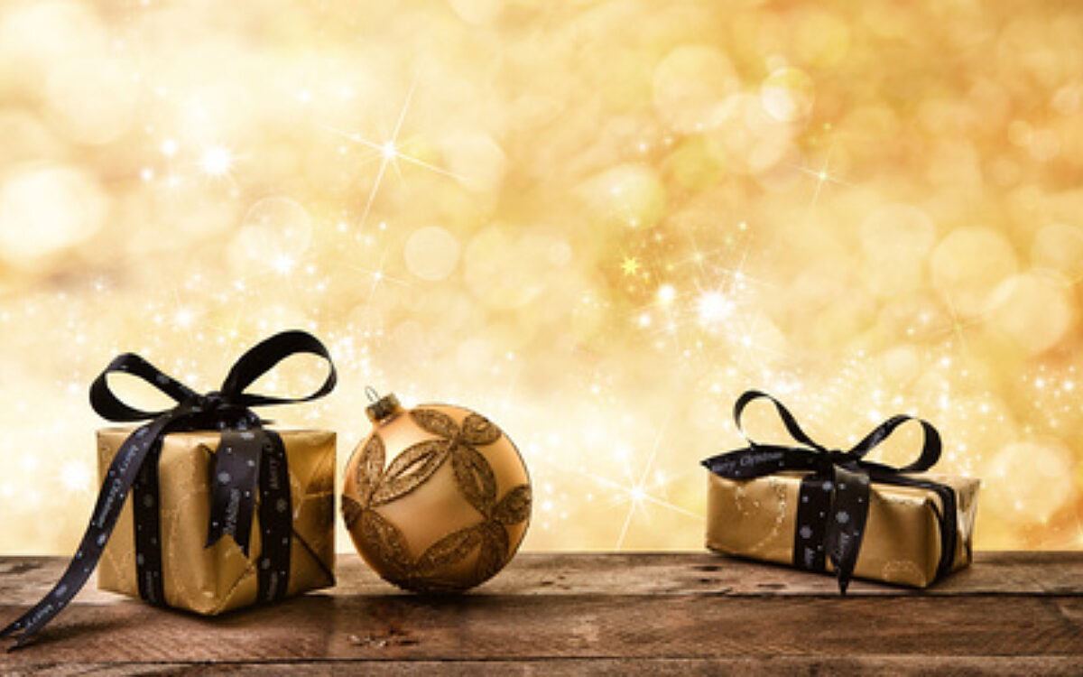 1448450610geschenke fotolia 1448450610geschenke fotolia